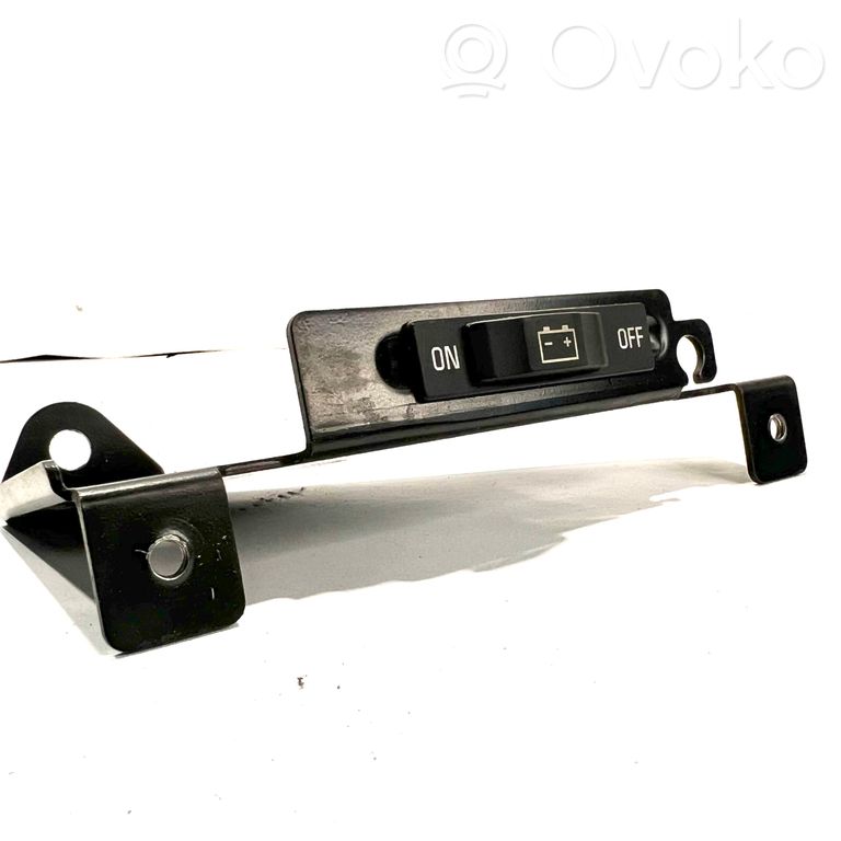 Citu veidu slēdži / pogas / pārslēdzēji