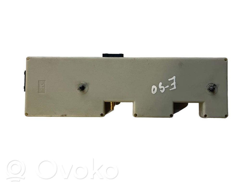 Antenna amplifier