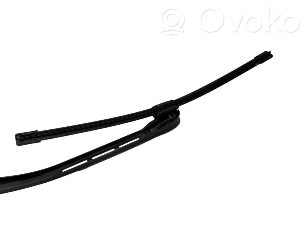 Windshield wiper arm