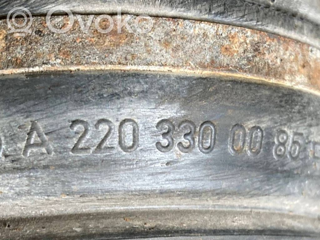 Priekšpusē gaisa amortizators ( pneimatiskā balstiekārta)