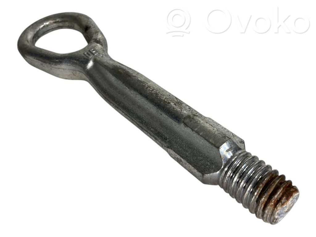 Towing hook
