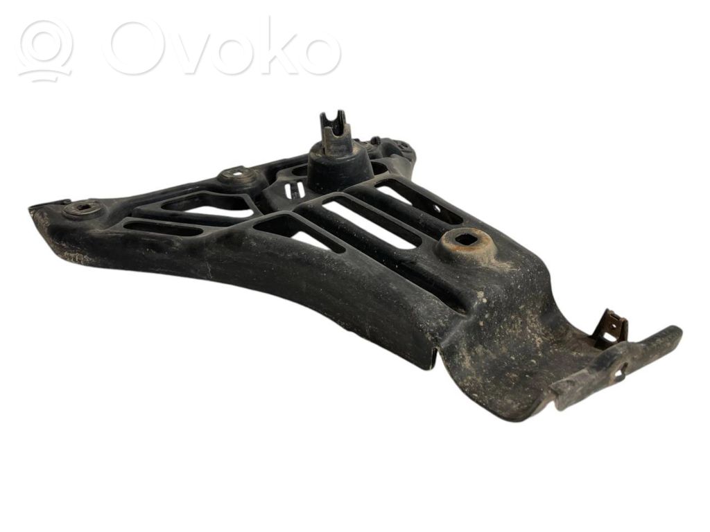 Rear bumper mounting bracket