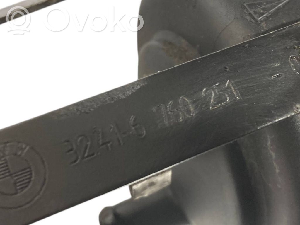Power steering fluid reservoir
