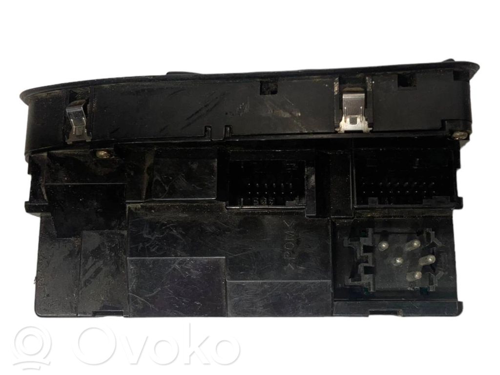 Power window switch