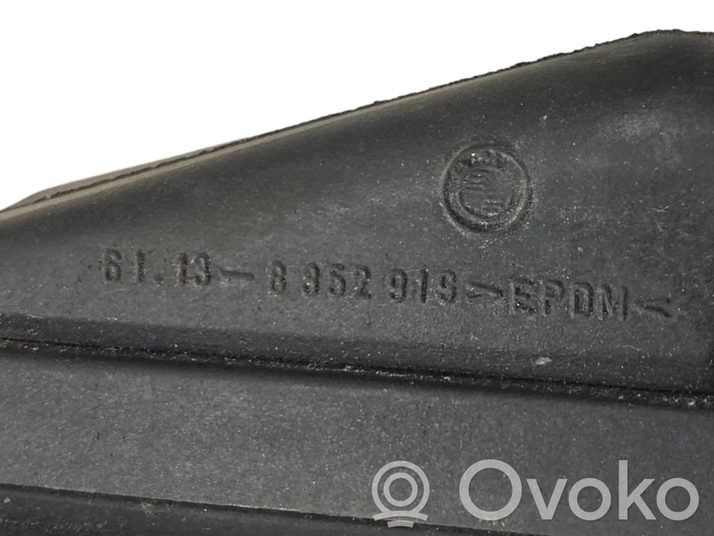 Aizmugurējo durvju vadu instalācija