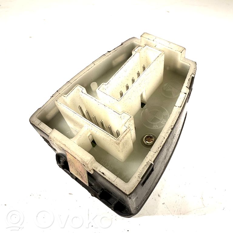 Переключатель бокового зеркала