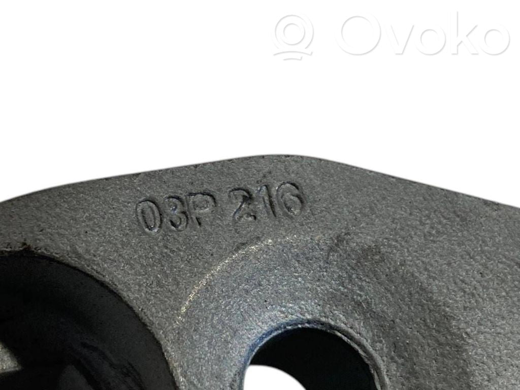 Nozzle holder/shoulder