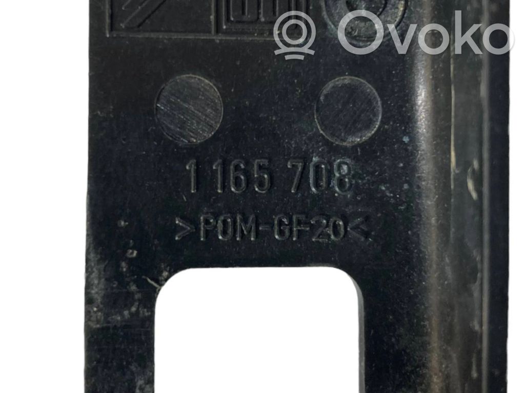 Akseleratora pedāļa turētājs