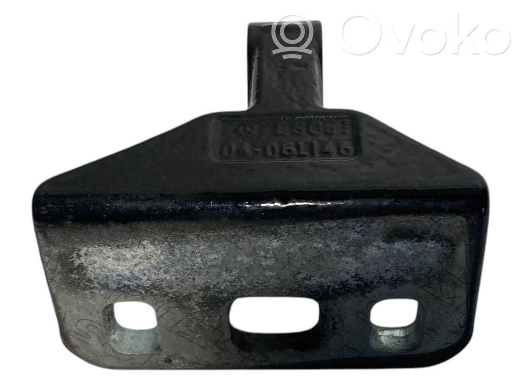 Rear upper hinge