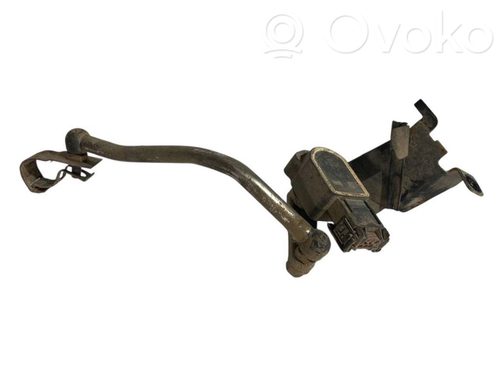 Augstuma sensors (priekšējo lukturu)