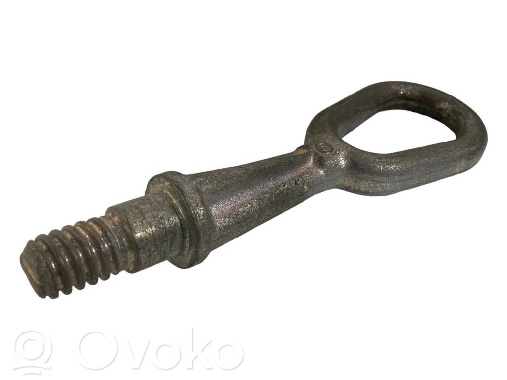 Towing hook