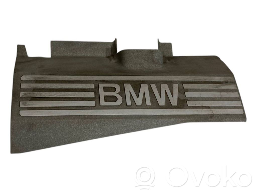 Engine cover (decorative trim)
