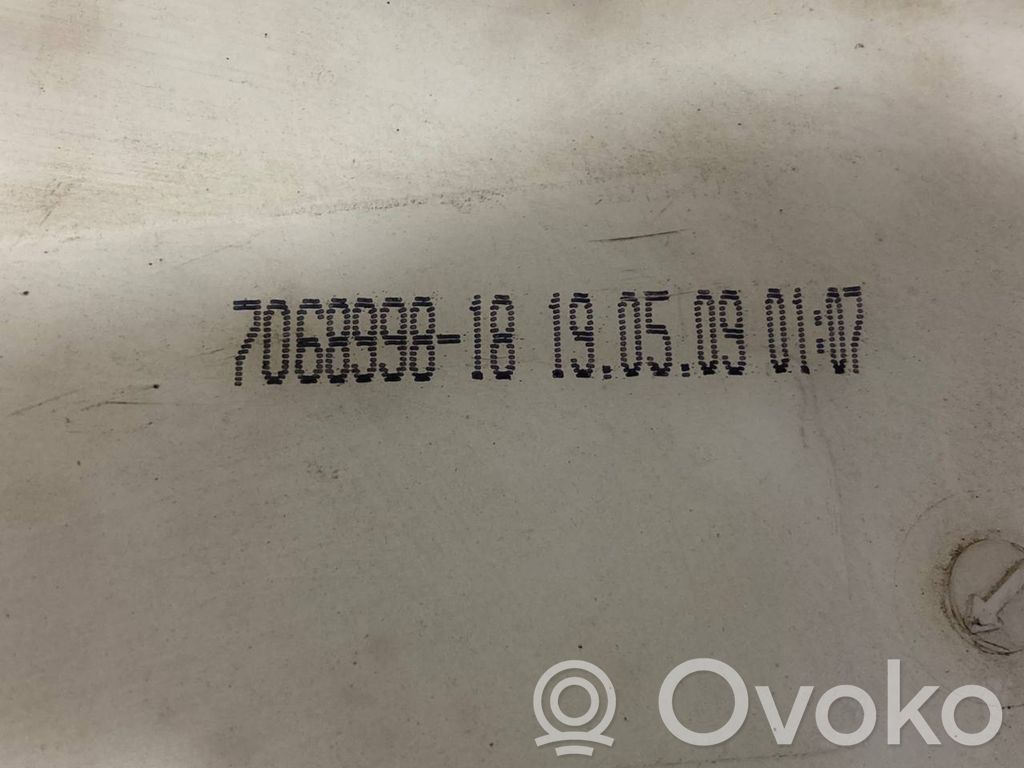 Бачок для жидкости для окон