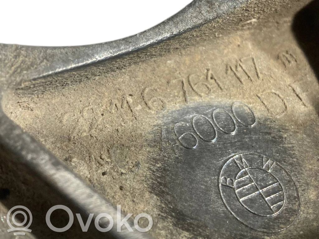 Dzinēja nostiprināšanas stiprinājums-kronšteins