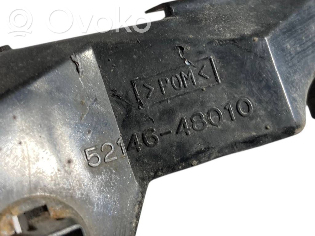 Priekšpusē bampera turētājs