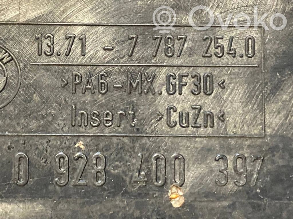 Gaisa filtra kastes vāks