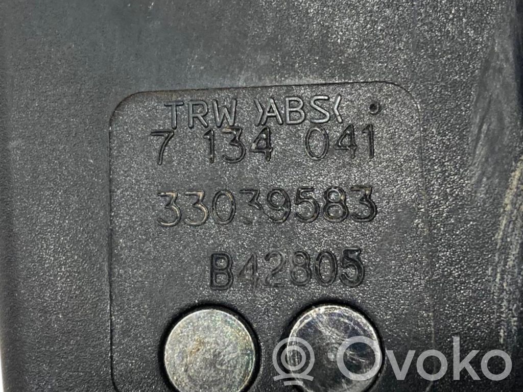 Rear belt buckle