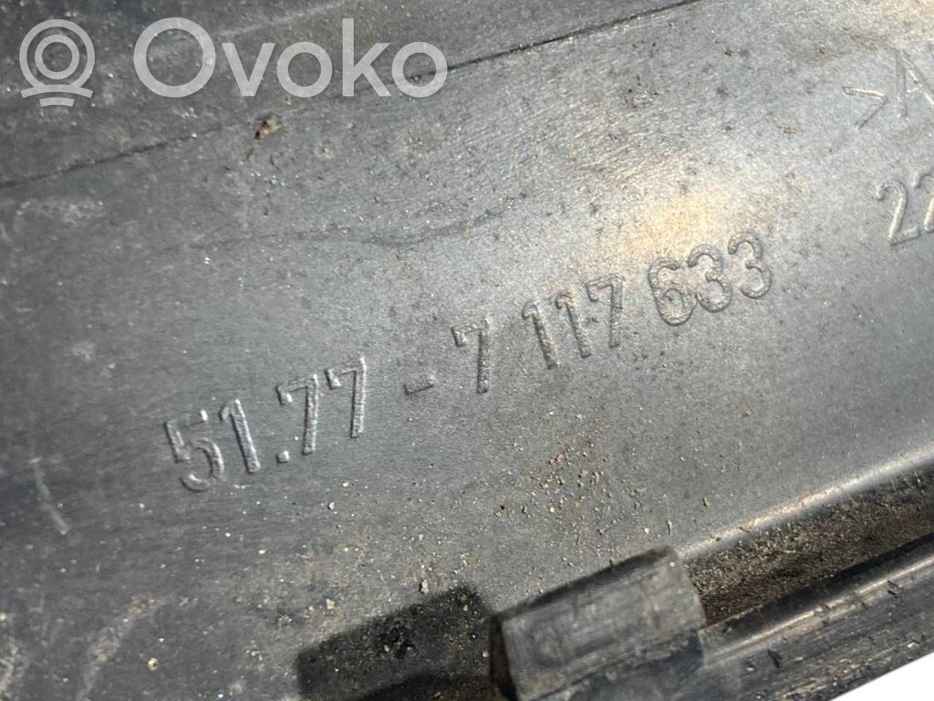 Priekšējā sliekšņa dekoratīvā apdare (iekšējā)