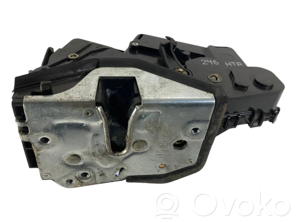 Aizmugurē slēdzene