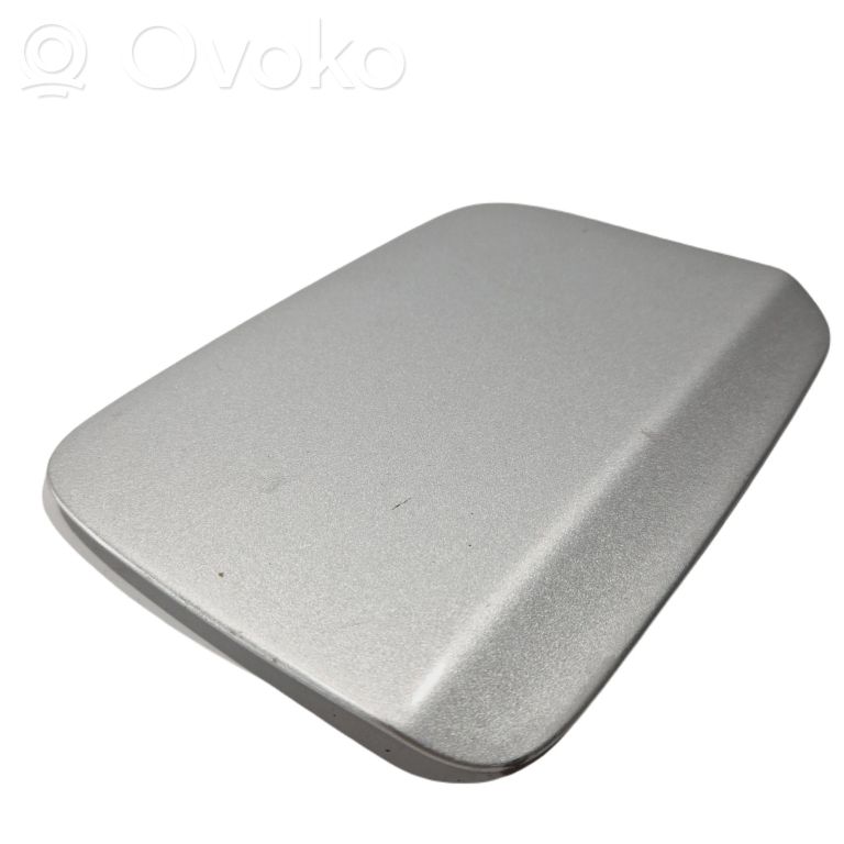 Decorative trim around the fuel tank cap