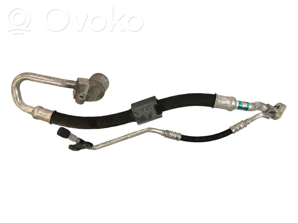 Air conditioner pipe(s) / hose(s)