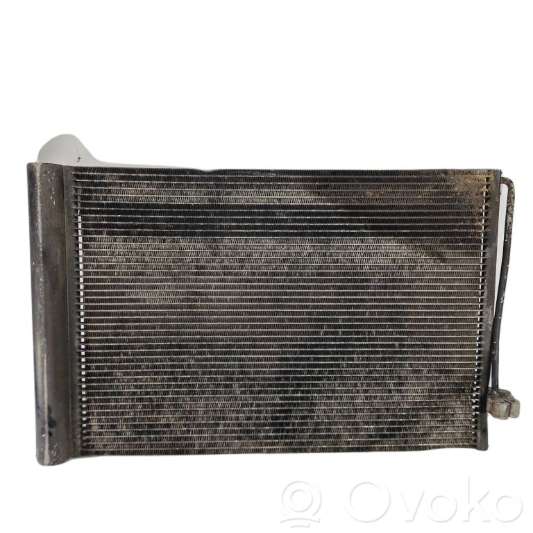 Gaisa kondicioniera dzeses radiators