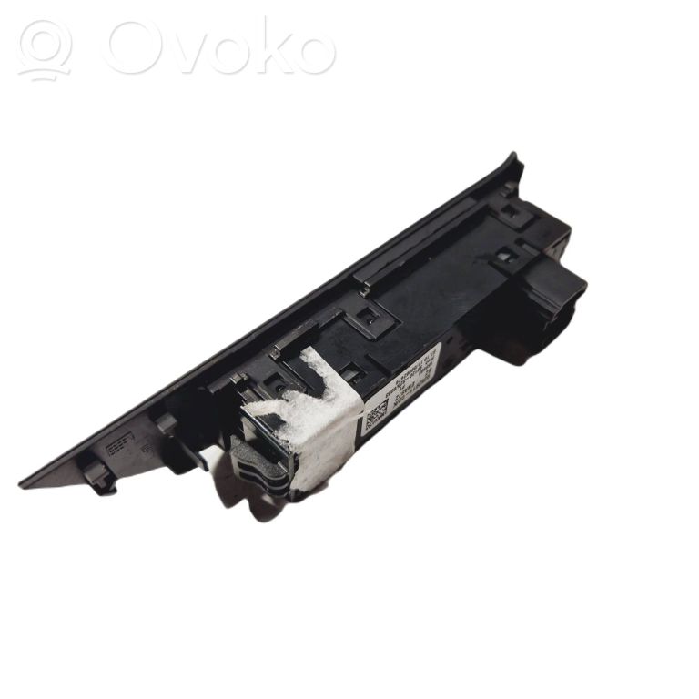 Anti-skid (ASR) switch
