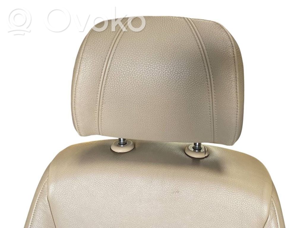 Salona daļu komplekts