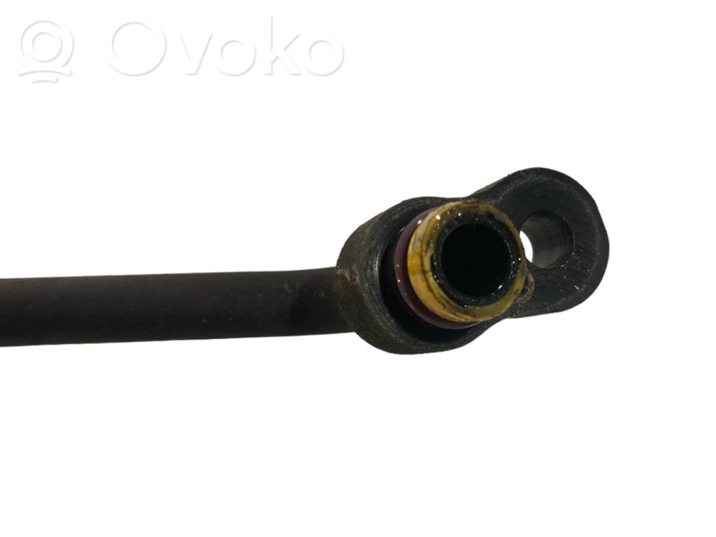 Air conditioner pipe(s) / hose(s)
