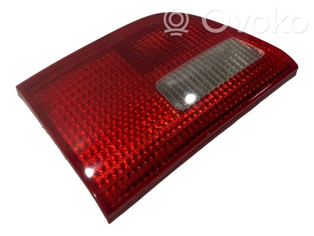 Taillight in the hood