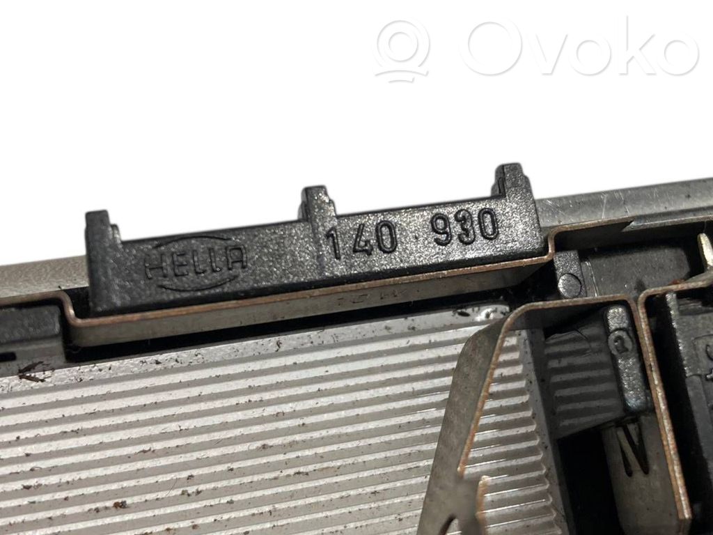 Cita veida salona apgaismojums