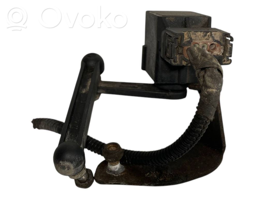 Height sensor (headlights)