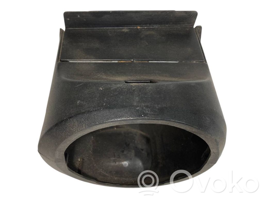 Steering axle trim