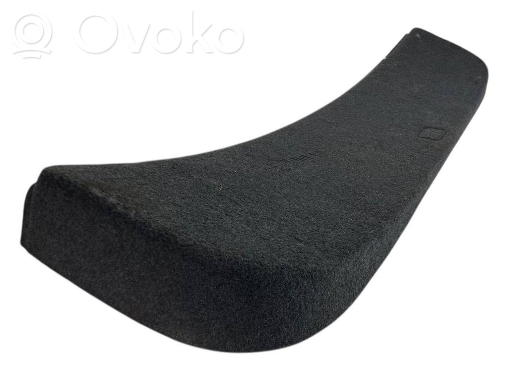 Bagāžnieka dekoratīvā apdare