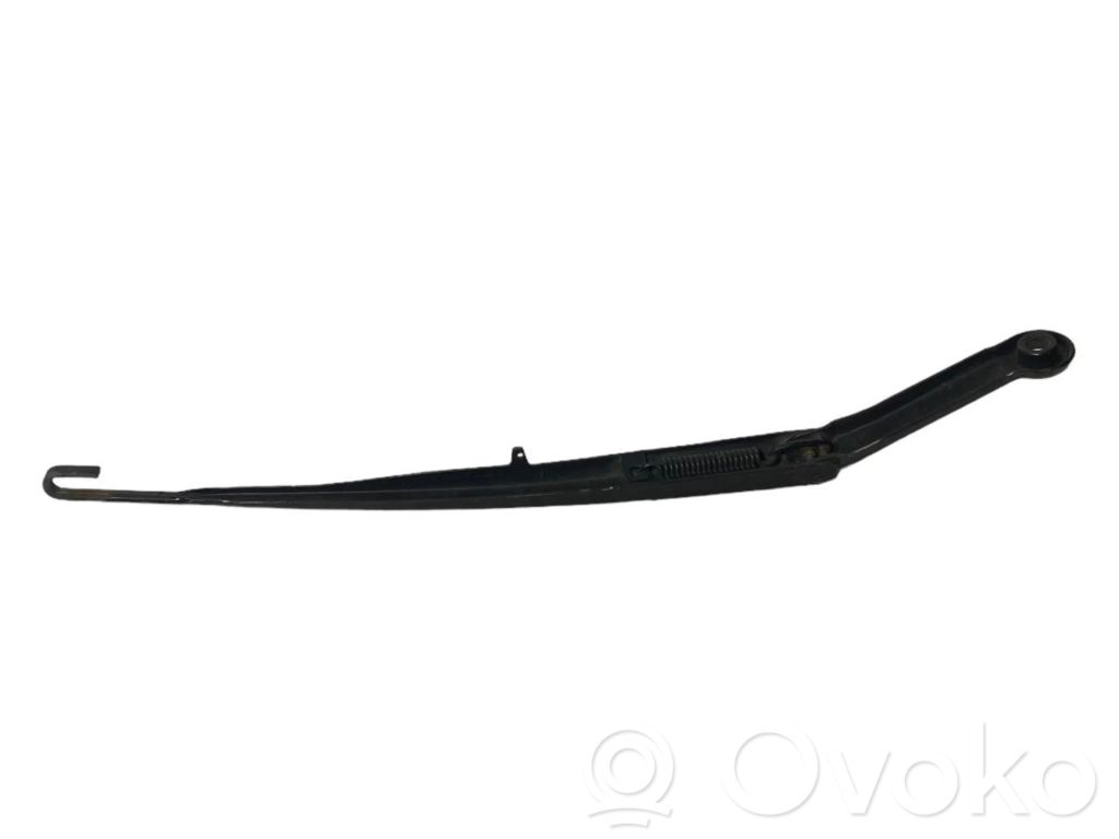 Windshield wiper arm