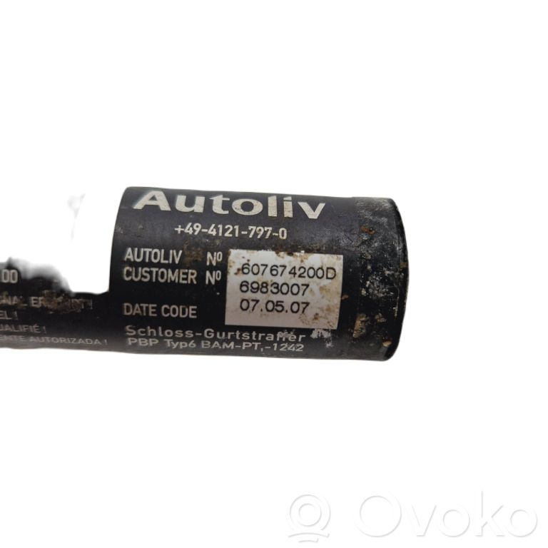 Aizmugurējās jostas sprādze