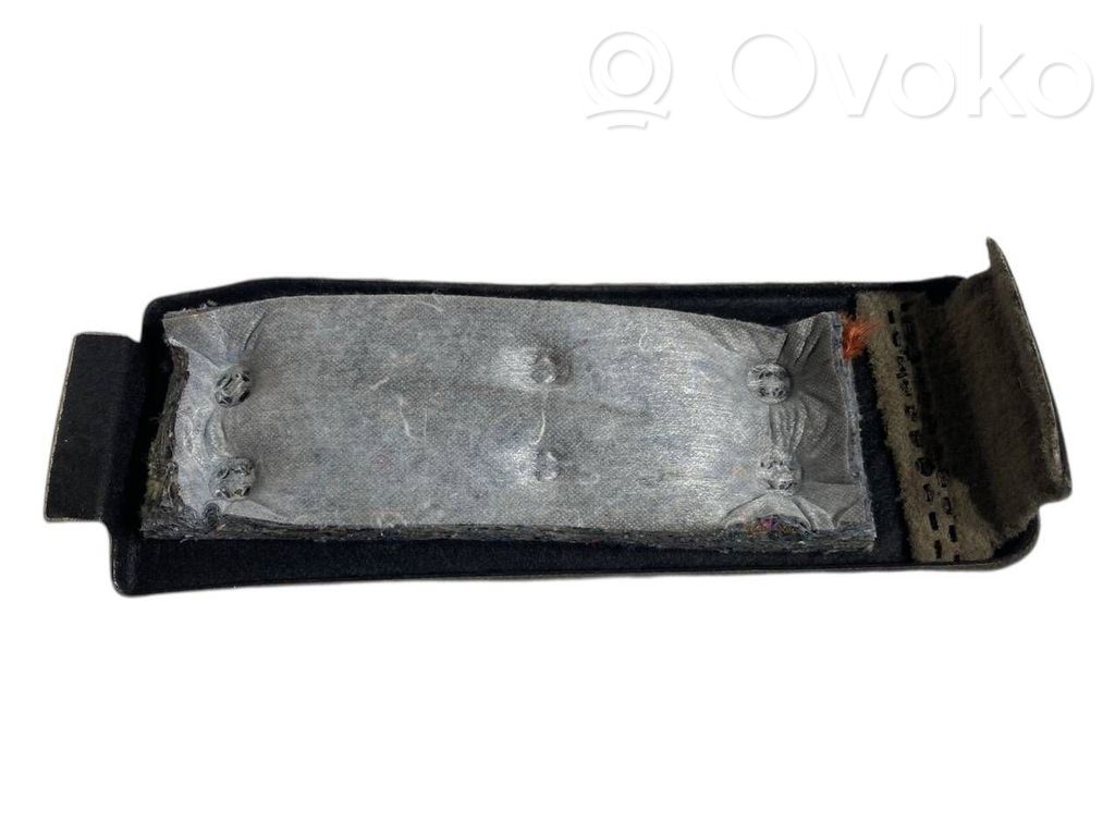 Cita veida bagāžnieka dekoratīvās apdares detaļa