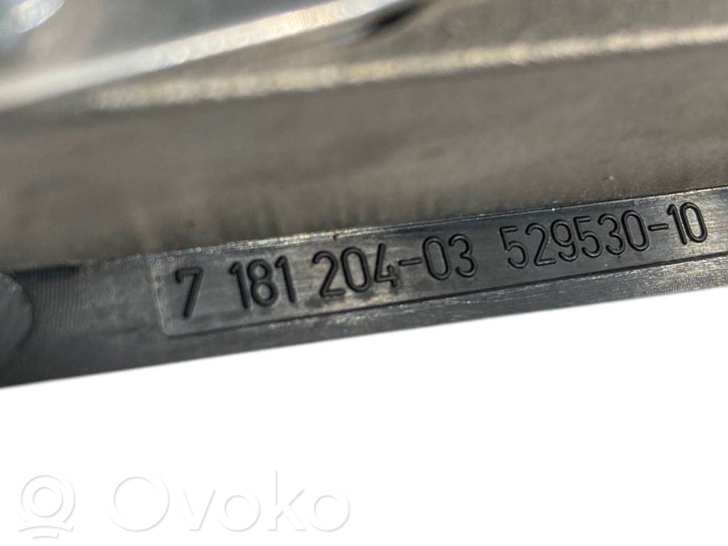 Roof lock