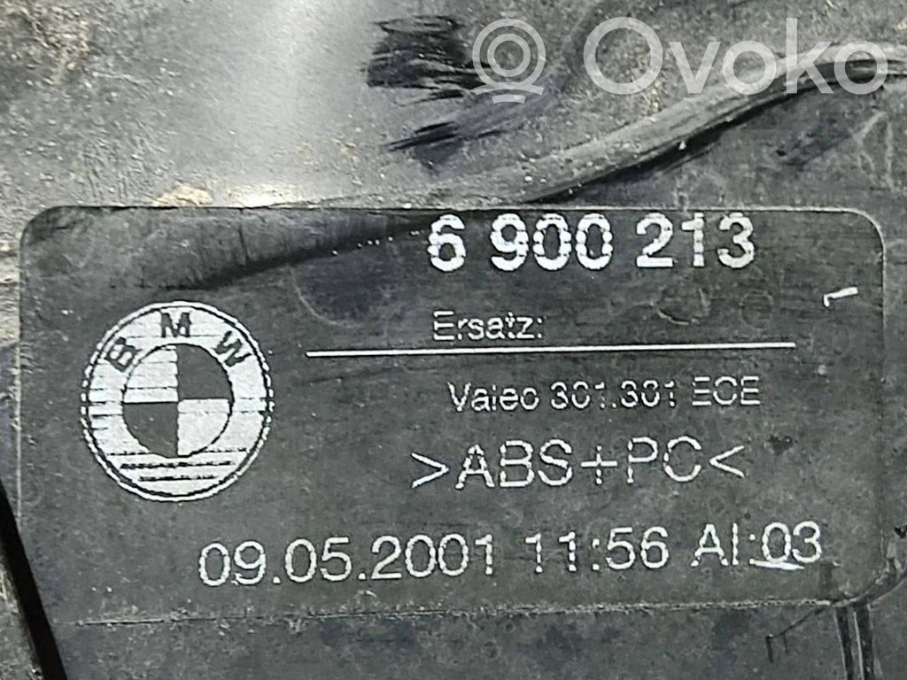 Задний фонарь в кузове