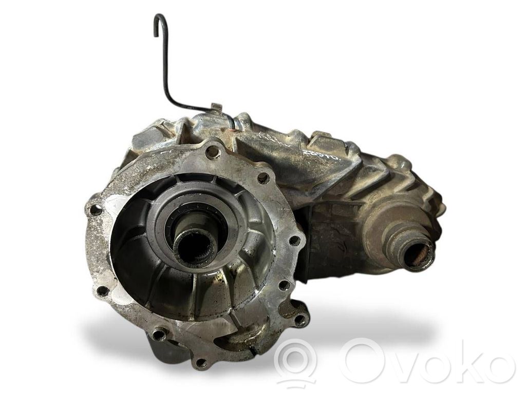 Pārnesumkārbas reduktors / razdatka