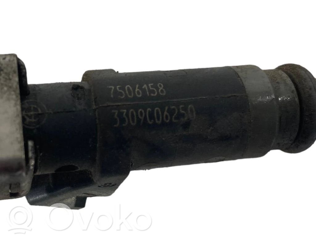 Degvielas maģistrālā caurule