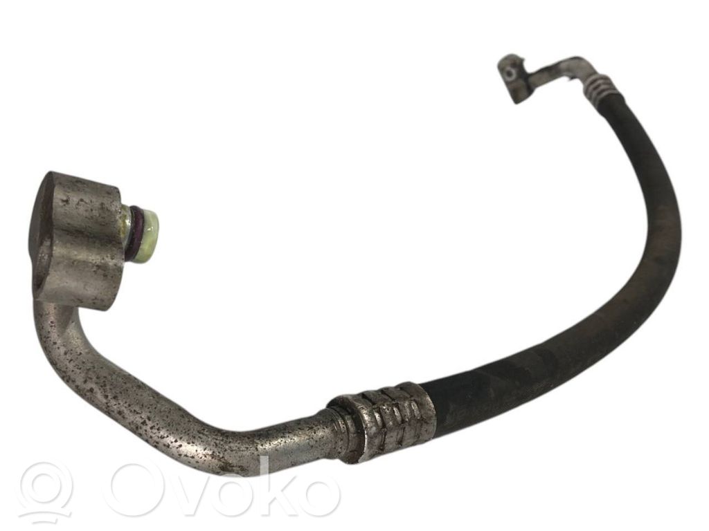 Air conditioner pipe(s) / hose(s)