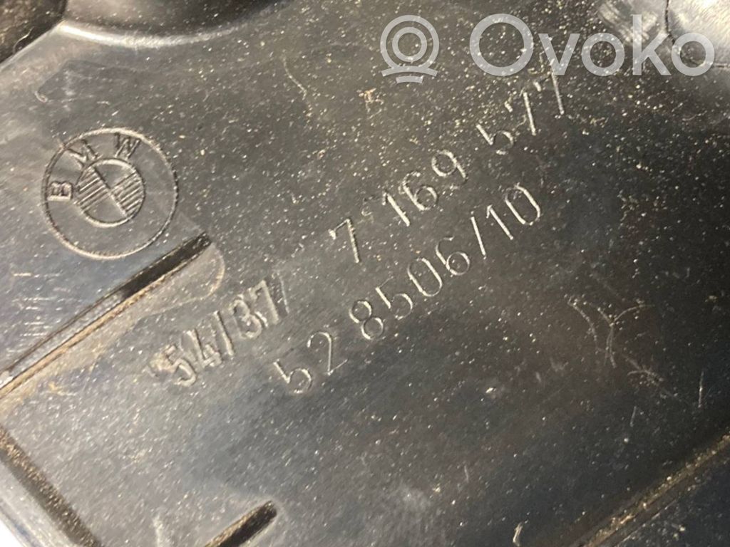 Cita veida bagāžnieka dekoratīvās apdares detaļa