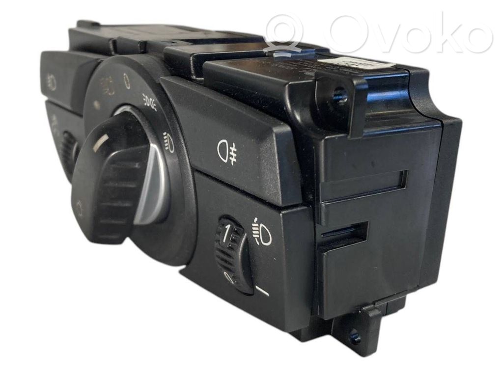 Headlight switch