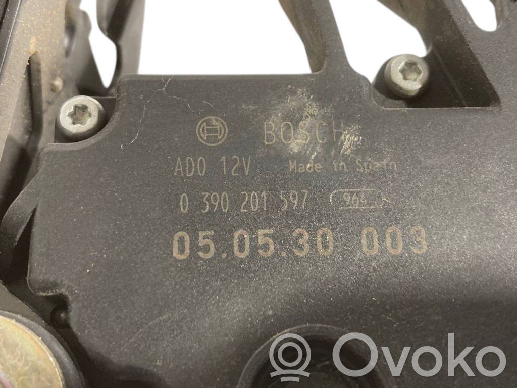 Aizmugurējā loga tīrītāja motoriņš