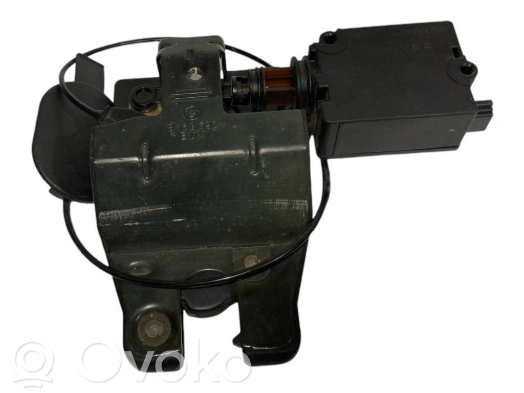 Rear cover lock