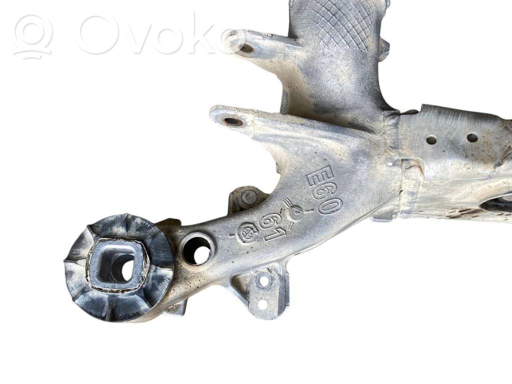 Rear/front half frame