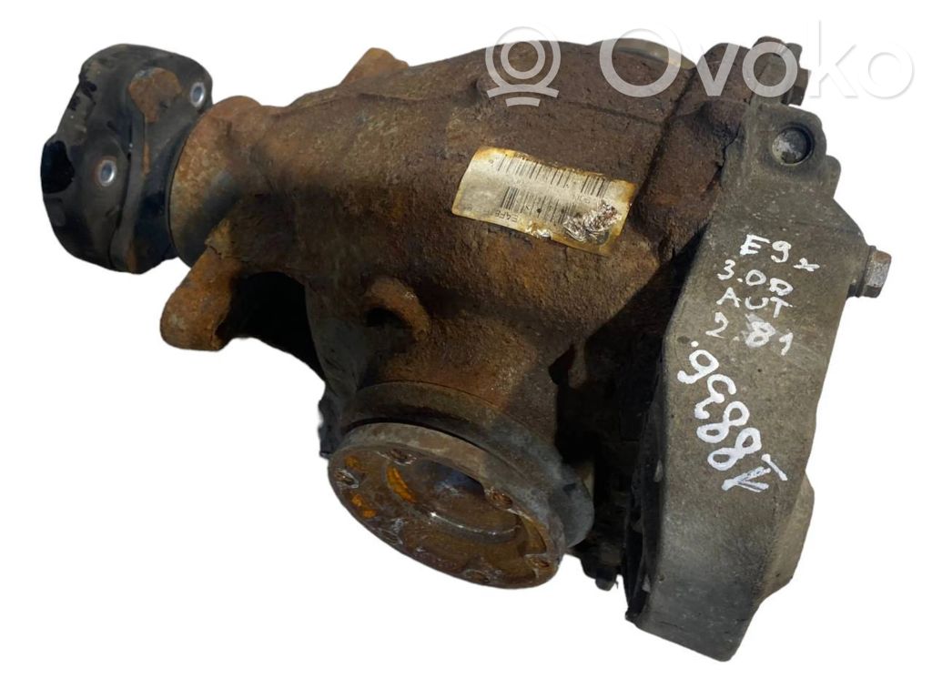 Aizmugurējais reduktors