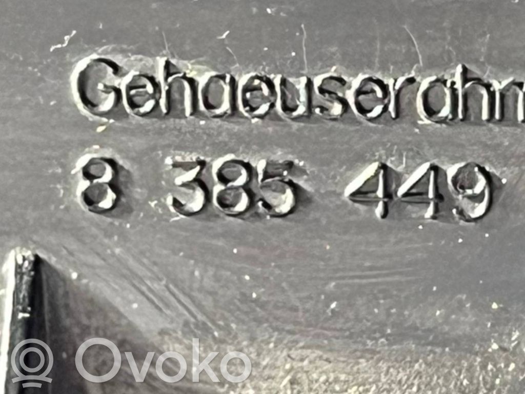 Speedometer (in the instrument panel)