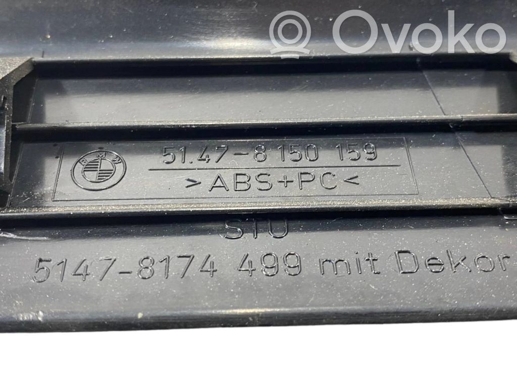 Rear door sill trim (inner)